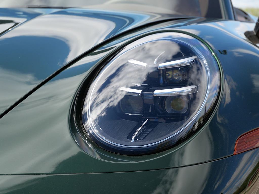 Thumbnail: 2026 Porsche 911 - 12