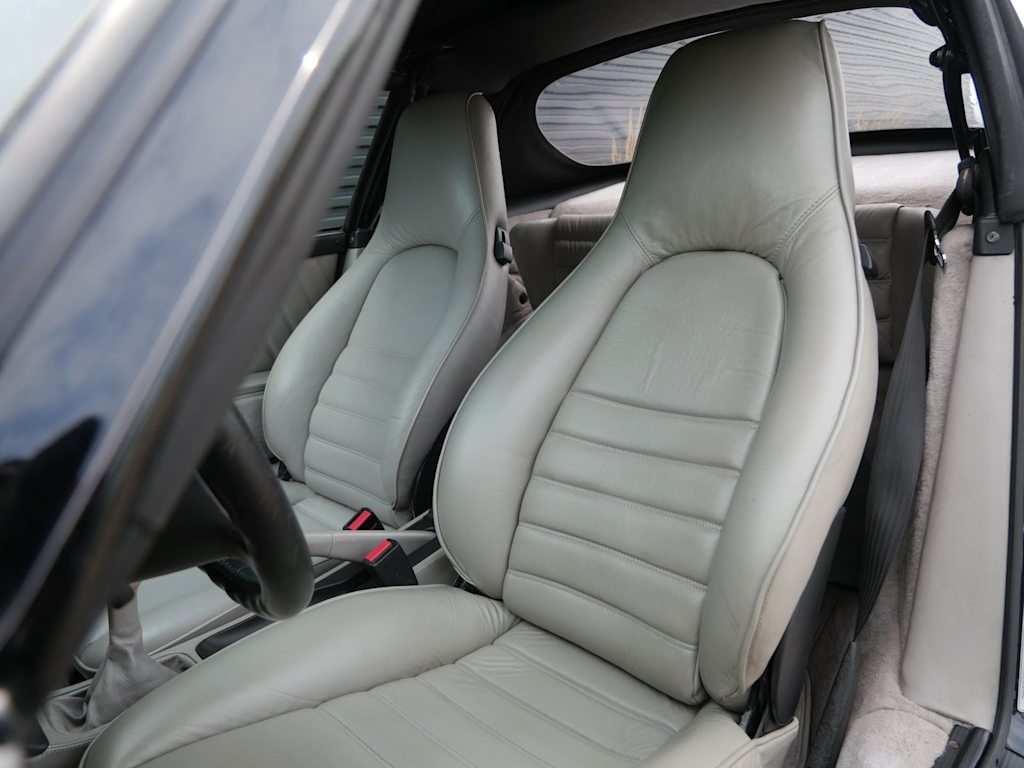 Thumbnail: 1990 Porsche 911 - 6