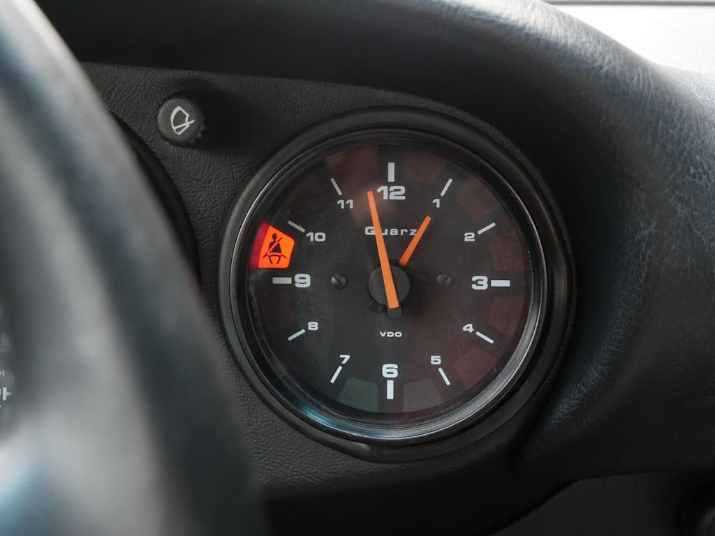 Thumbnail: 1990 Porsche 911 - 22