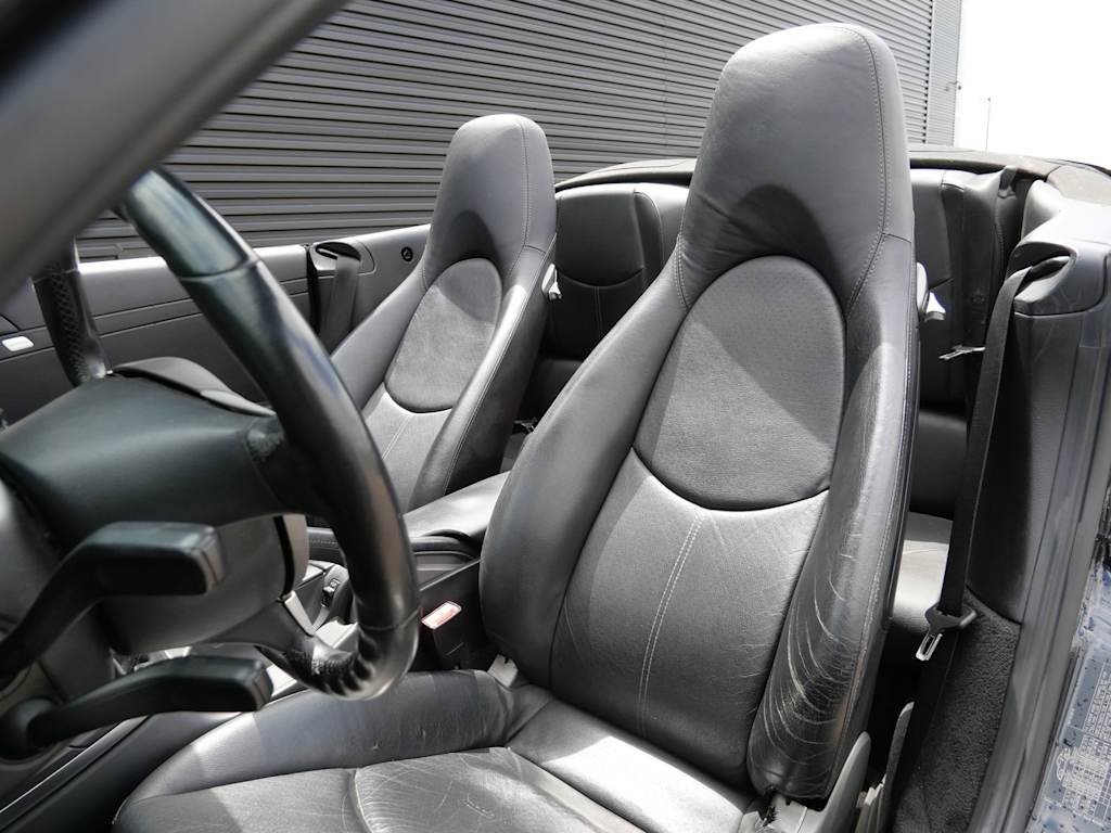Thumbnail: 2006 Porsche 911 - 7