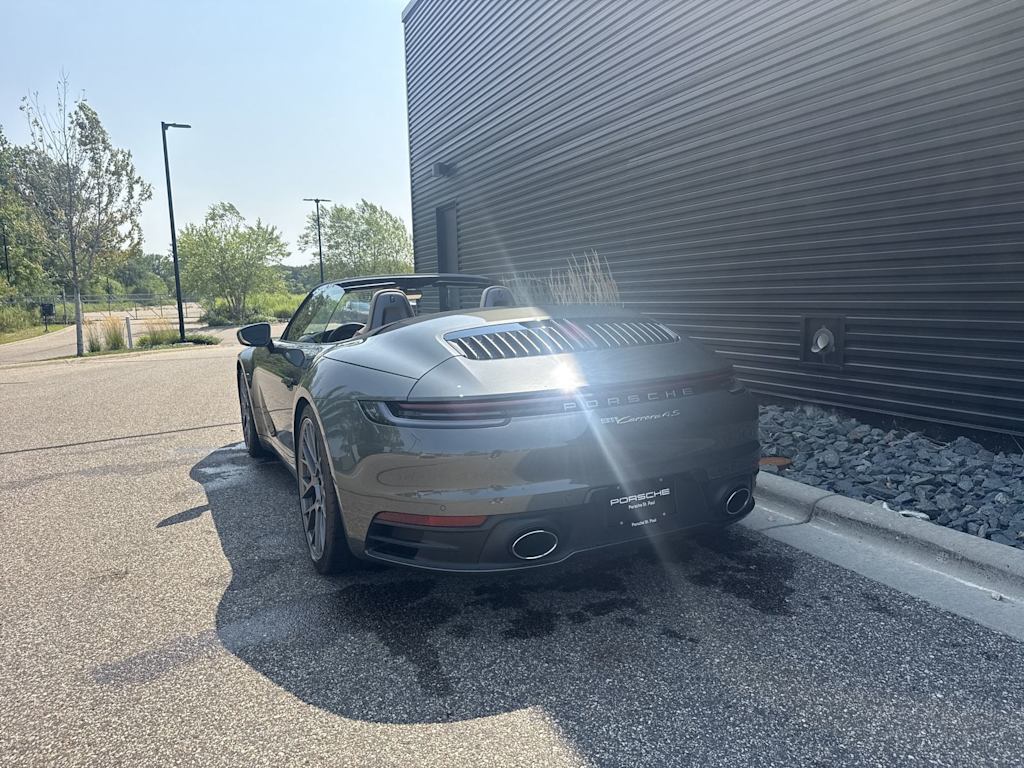 Thumbnail: 2020 Porsche 911 - 9