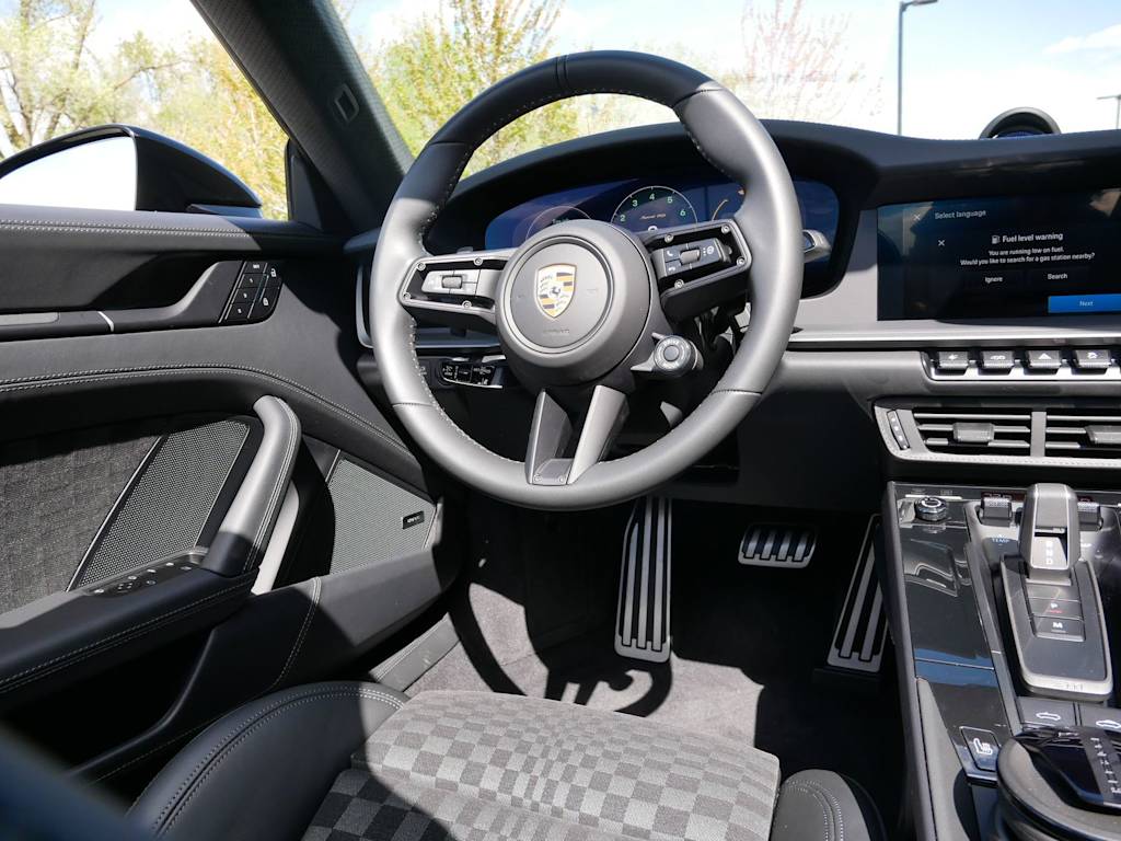 Thumbnail: 2026 Porsche 911 - 2