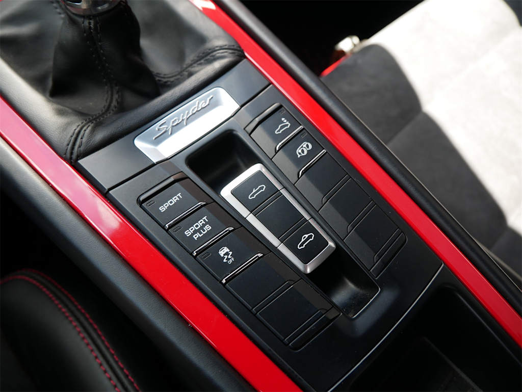 Thumbnail: 2016 Porsche Boxster - 19