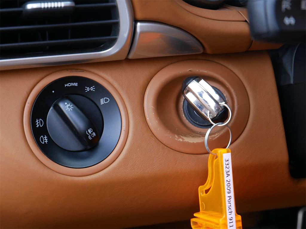 Thumbnail: 2009 Porsche 911 - 20