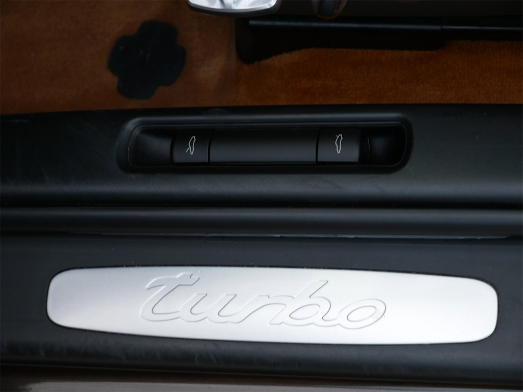 Thumbnail: 2009 Porsche 911 - 19