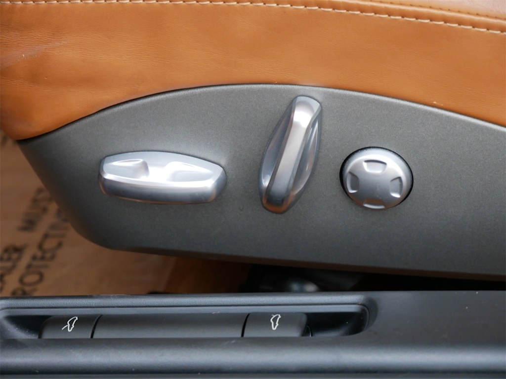 Thumbnail: 2009 Porsche 911 - 18