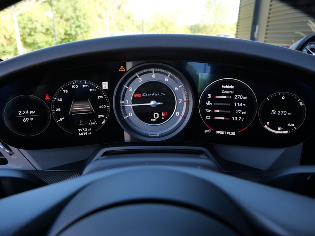 Thumbnail: 2025 Porsche 911 - 12