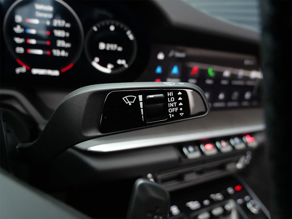 Thumbnail: 2024 Porsche 911 - 25