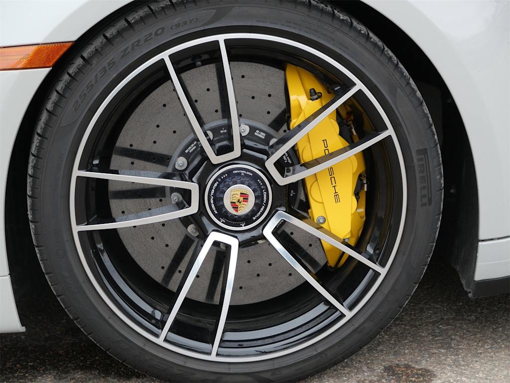 Thumbnail: 2024 Porsche 911 - 6