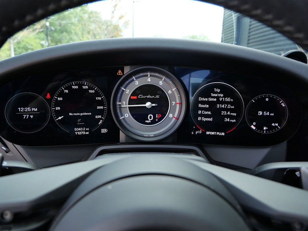 Thumbnail: 2024 Porsche 911 - 11