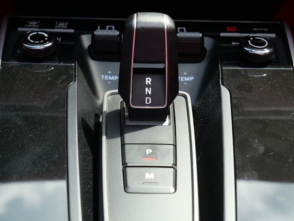 Thumbnail: 2023 Porsche 911 - 9