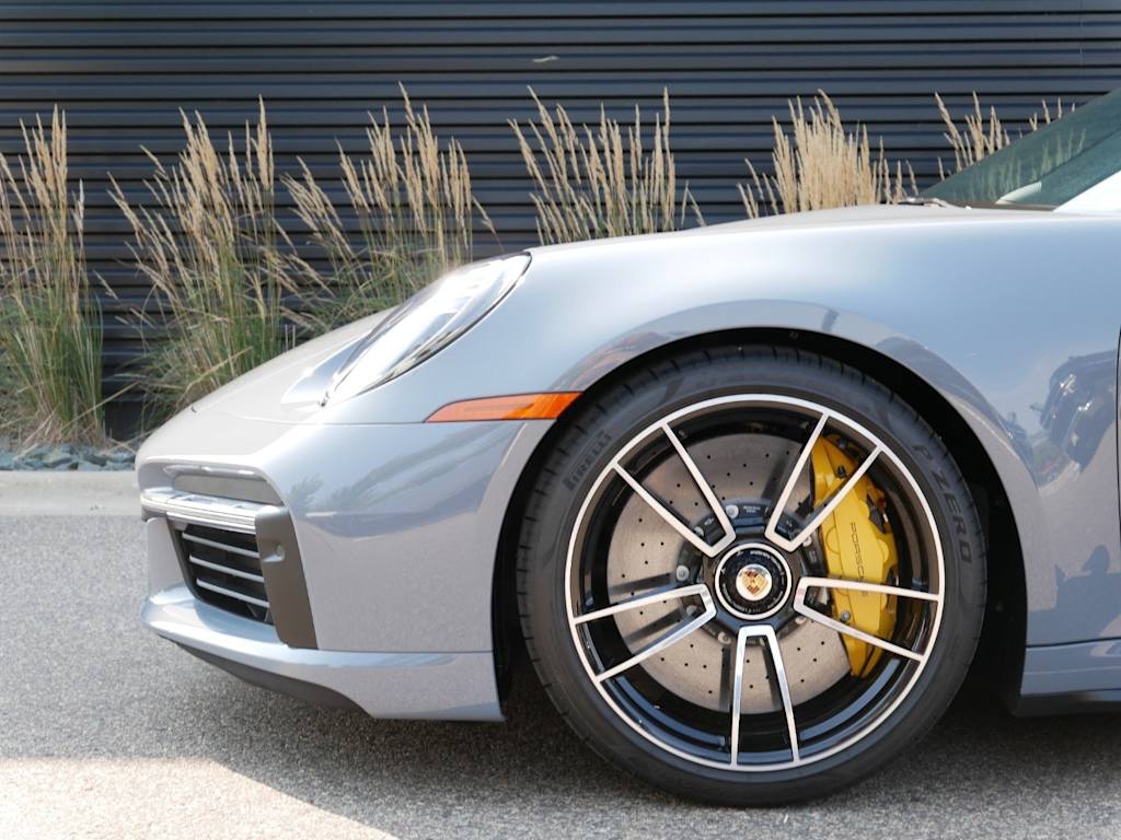 2024 Porsche 911 Turbo S 6