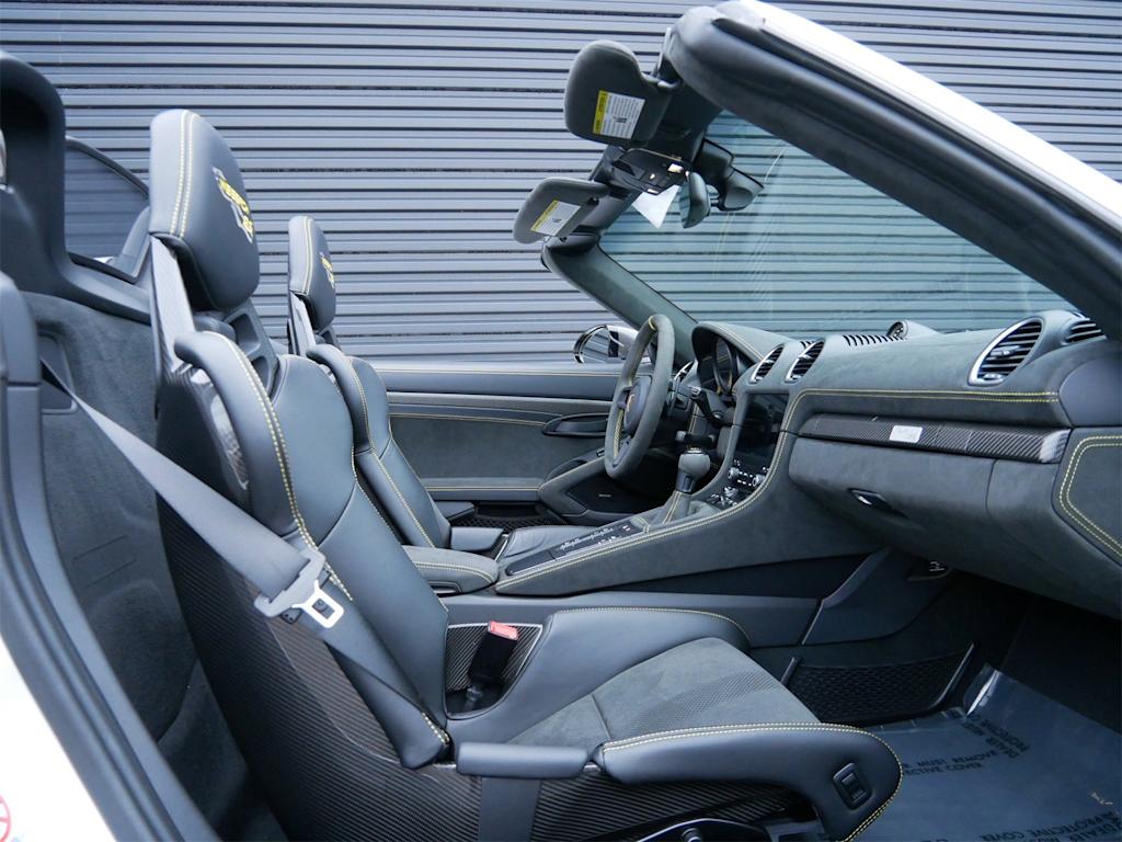 Thumbnail: 2025 Porsche 718 Boxster - 7