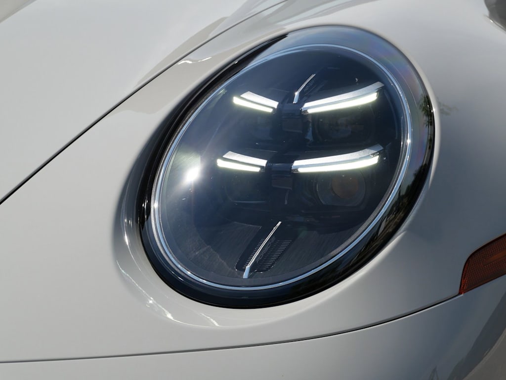 Thumbnail: 2026 Porsche 911 - 11