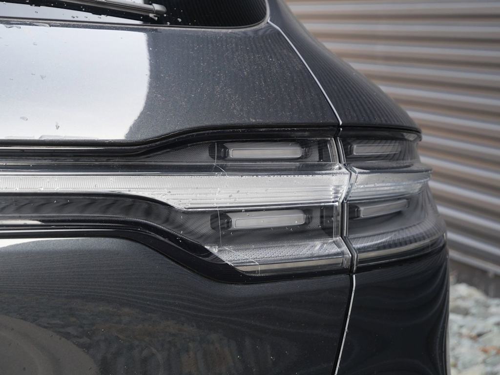 Thumbnail: 2026 Porsche Macan - 12