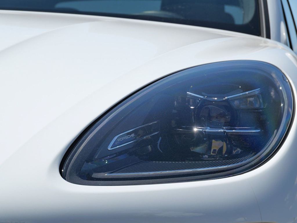 Thumbnail: 2025 Porsche Macan - 11