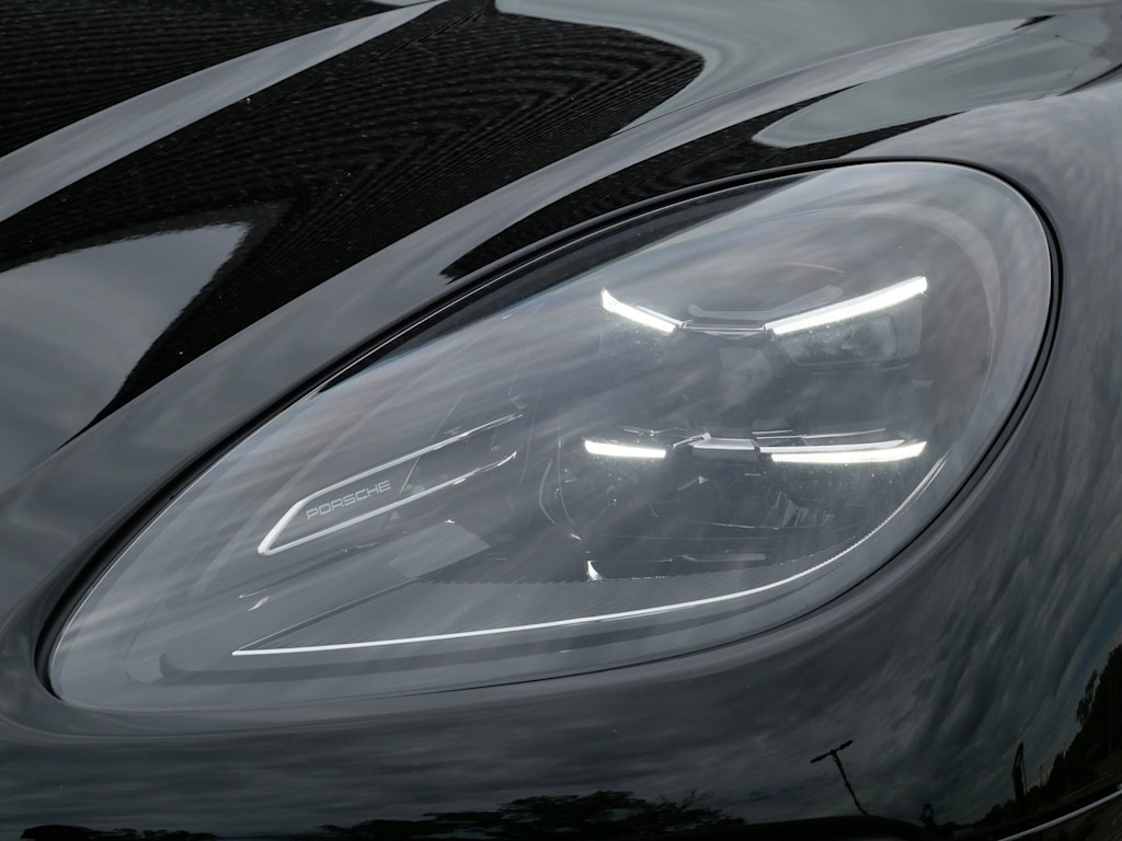 Thumbnail: 2026 Porsche Macan - 11