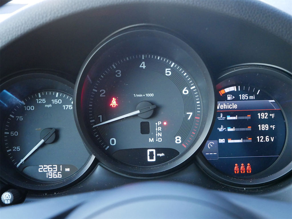 Thumbnail: 2024 Porsche Macan - 13