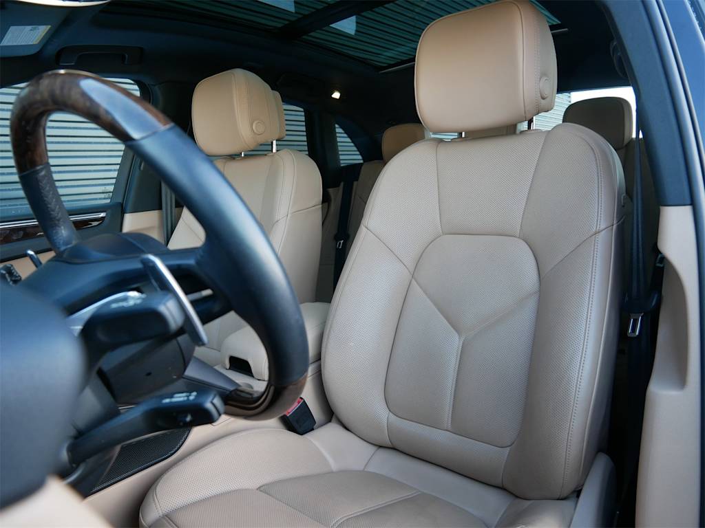 Thumbnail: 2024 Porsche Macan - 8