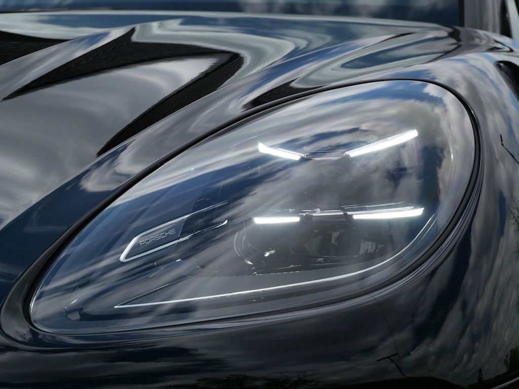 Thumbnail: 2025 Porsche Macan - 11