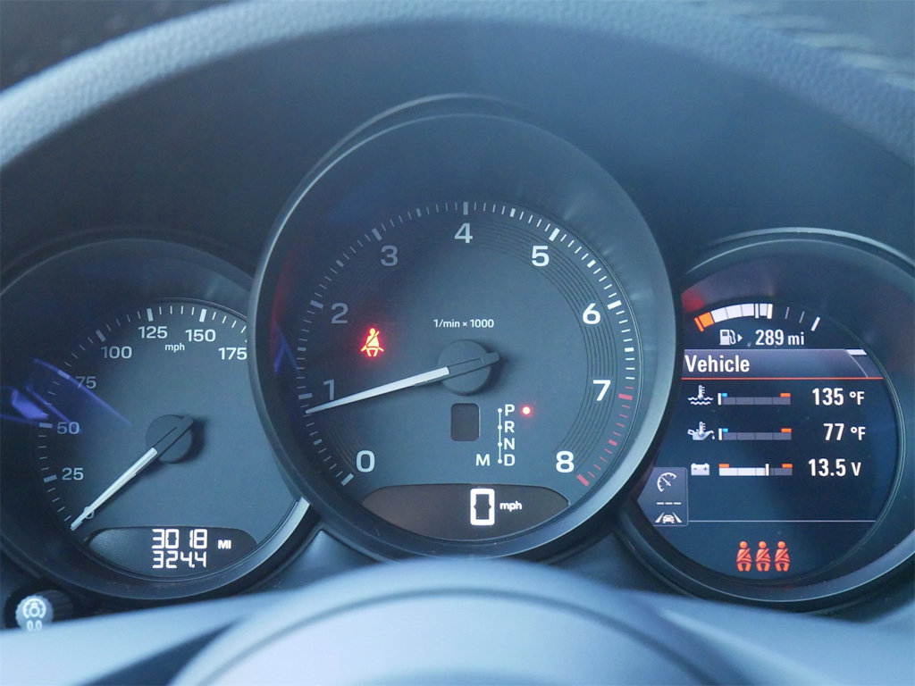 Thumbnail: 2025 Porsche Macan - 11