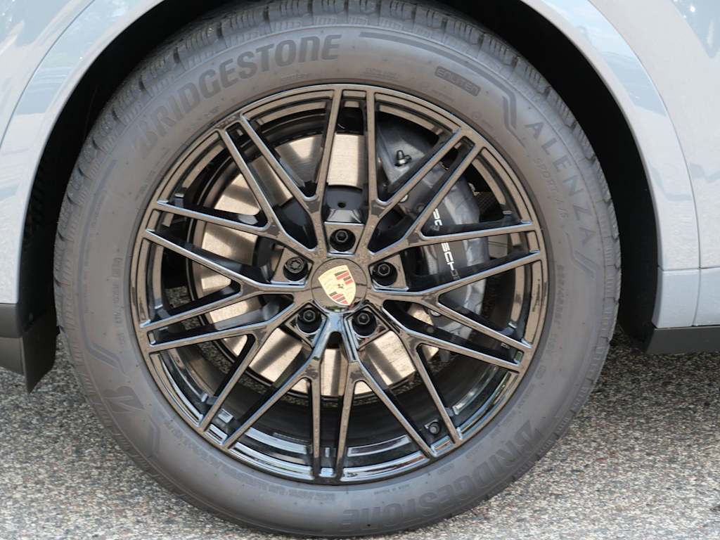Thumbnail: 2026 Porsche Cayenne - 5