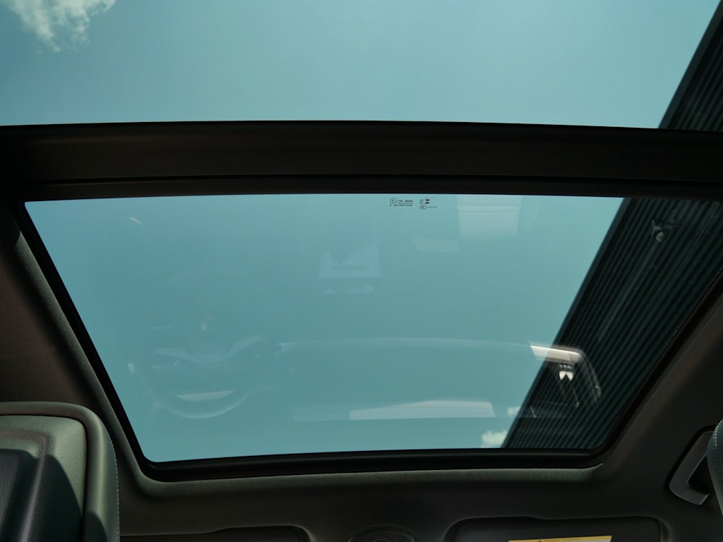 Thumbnail: 2026 Porsche Cayenne - 16