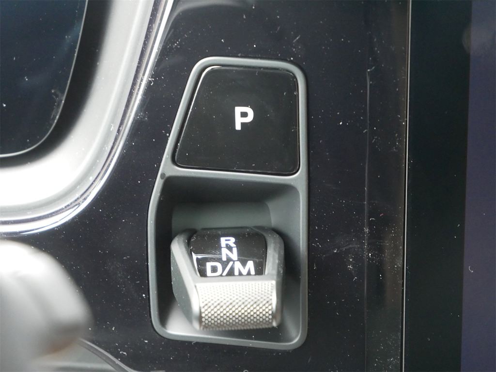 Thumbnail: 2026 Porsche Cayenne - 25