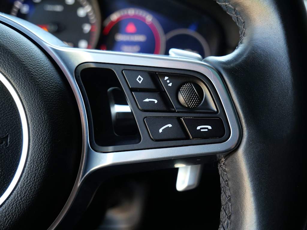 Thumbnail: 2021 Porsche Cayenne - 22