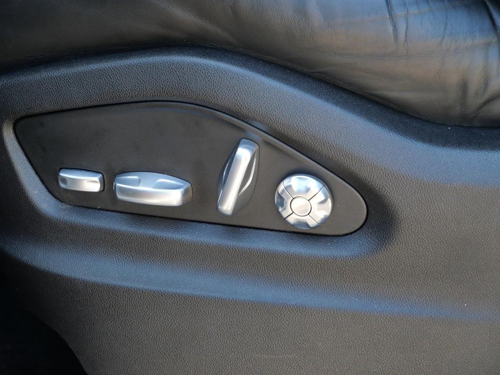 Thumbnail: 2021 Porsche Cayenne - 13