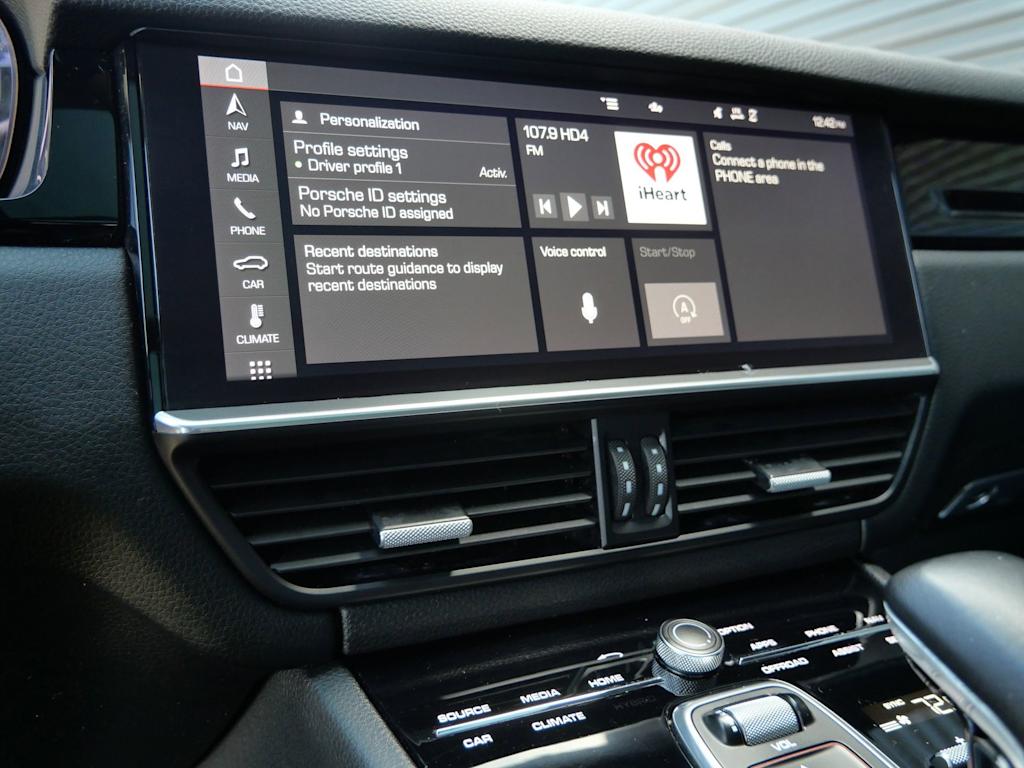 Thumbnail: 2021 Porsche Cayenne - 8