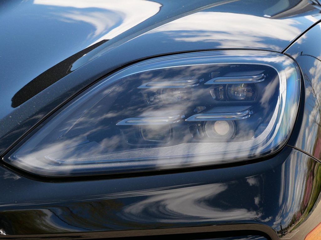 Thumbnail: 2026 Porsche Cayenne - 11