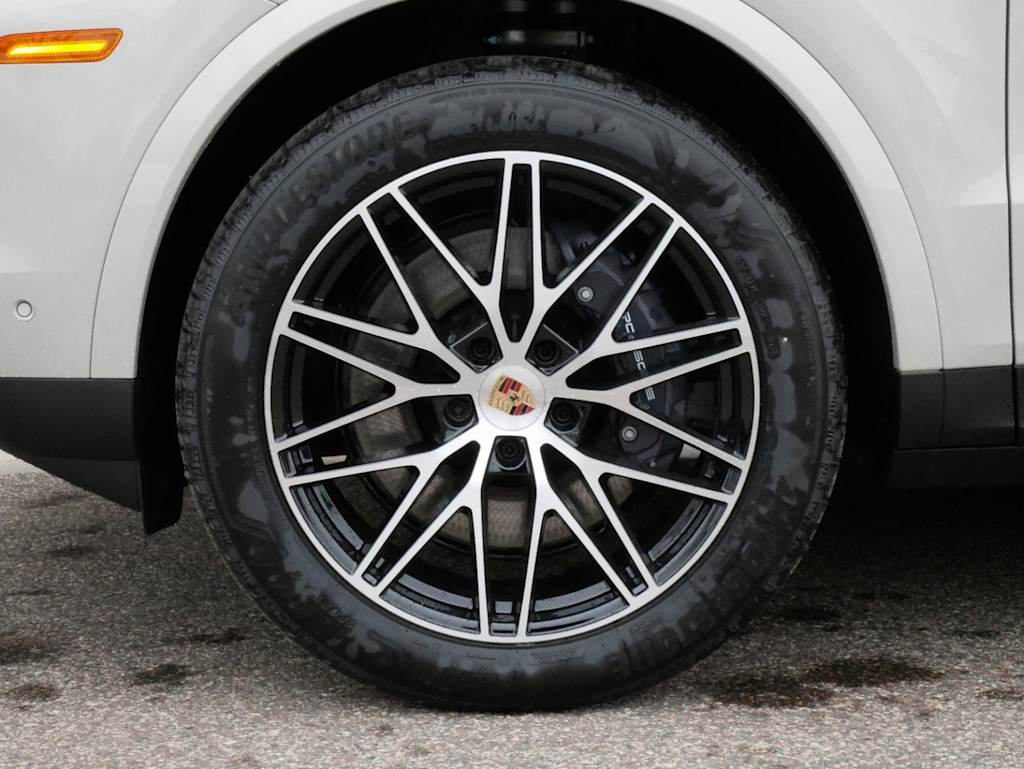 Thumbnail: 2025 Porsche Cayenne - 6