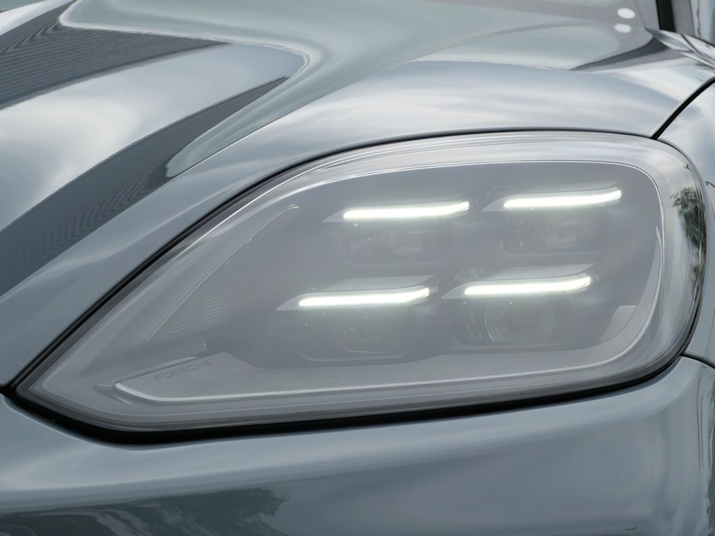 Thumbnail: 2026 Porsche Cayenne - 11