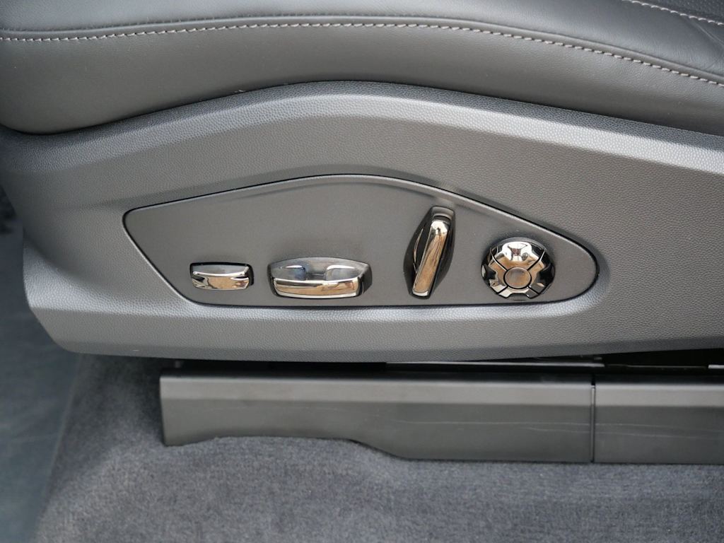 Thumbnail: 2026 Porsche Cayenne - 15