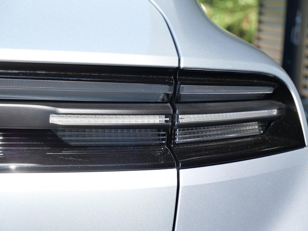 Thumbnail: 2026 Porsche Macan - 12