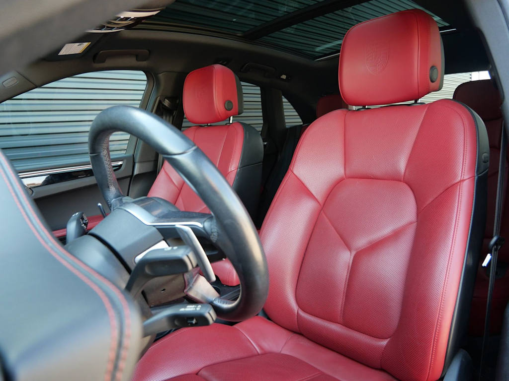 Thumbnail: 2018 Porsche Macan - 6