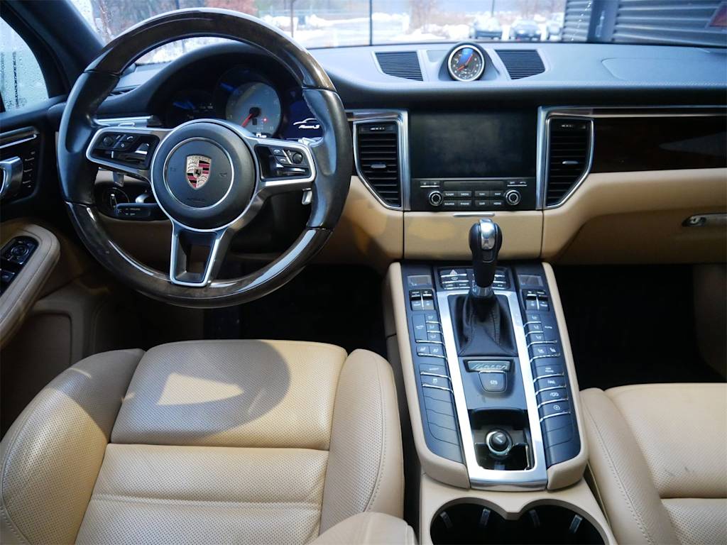 Thumbnail: 2018 Porsche Macan - 6