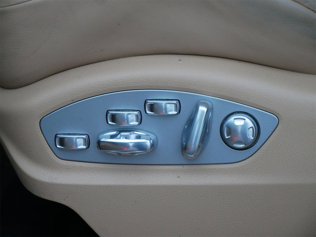 Thumbnail: 2018 Porsche Macan - 12