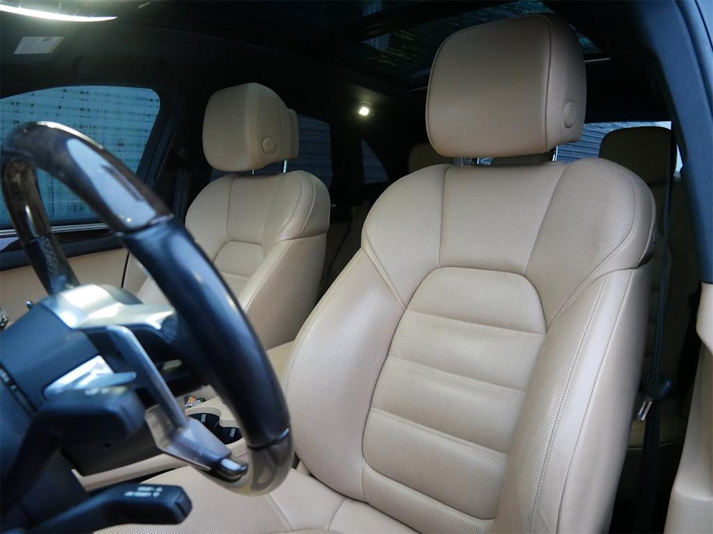 Thumbnail: 2018 Porsche Macan - 7