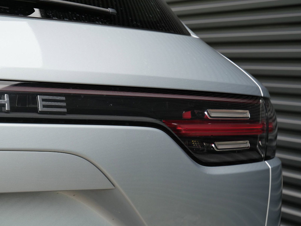 Thumbnail: 2020 Porsche Cayenne - 12
