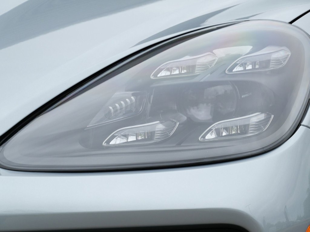 Thumbnail: 2020 Porsche Cayenne - 11