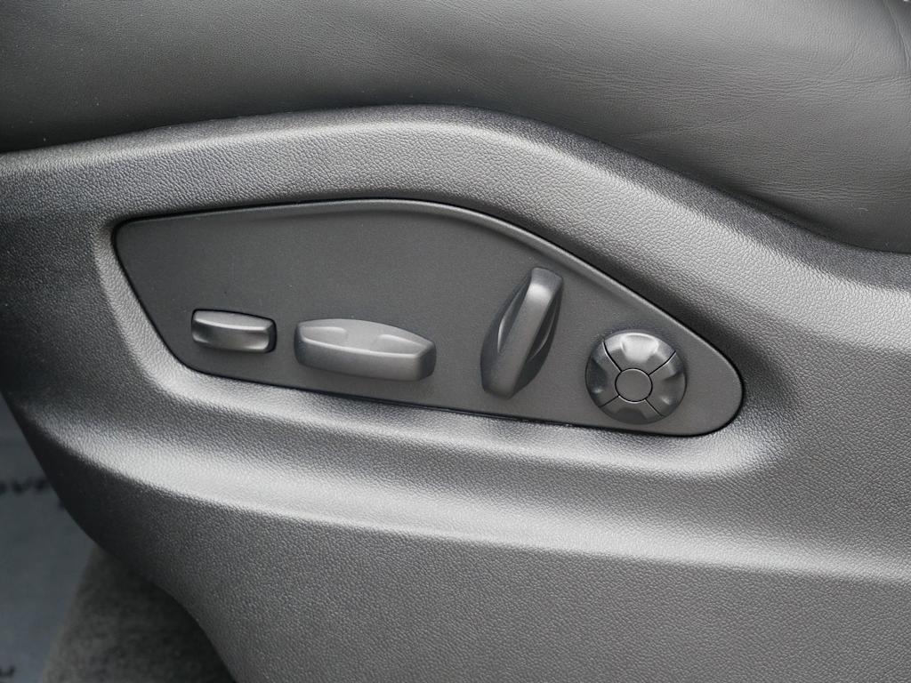 Thumbnail: 2026 Porsche Cayenne - 14