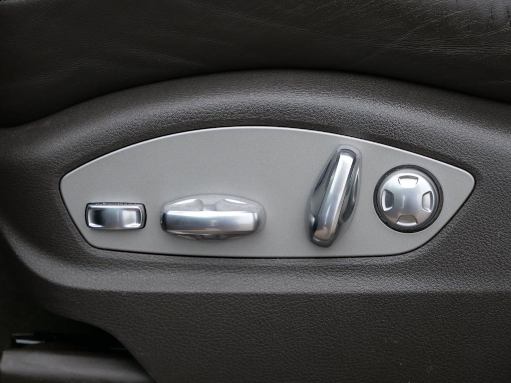 Thumbnail: 2015 Porsche Cayenne - 13