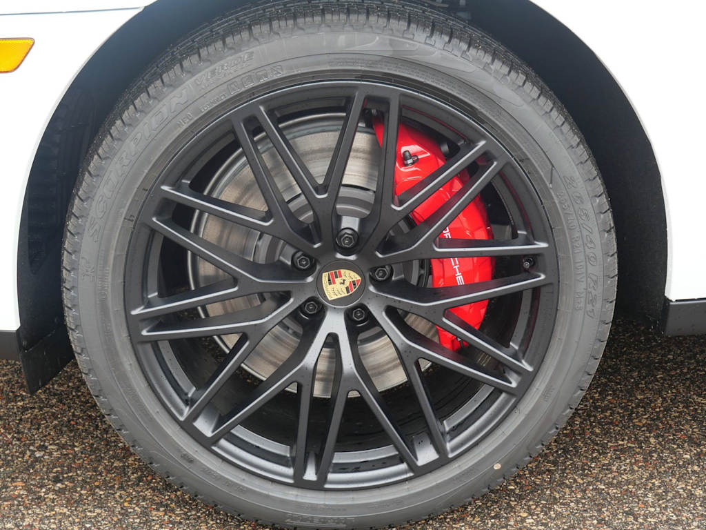 Thumbnail: 2026 Porsche Macan - 6