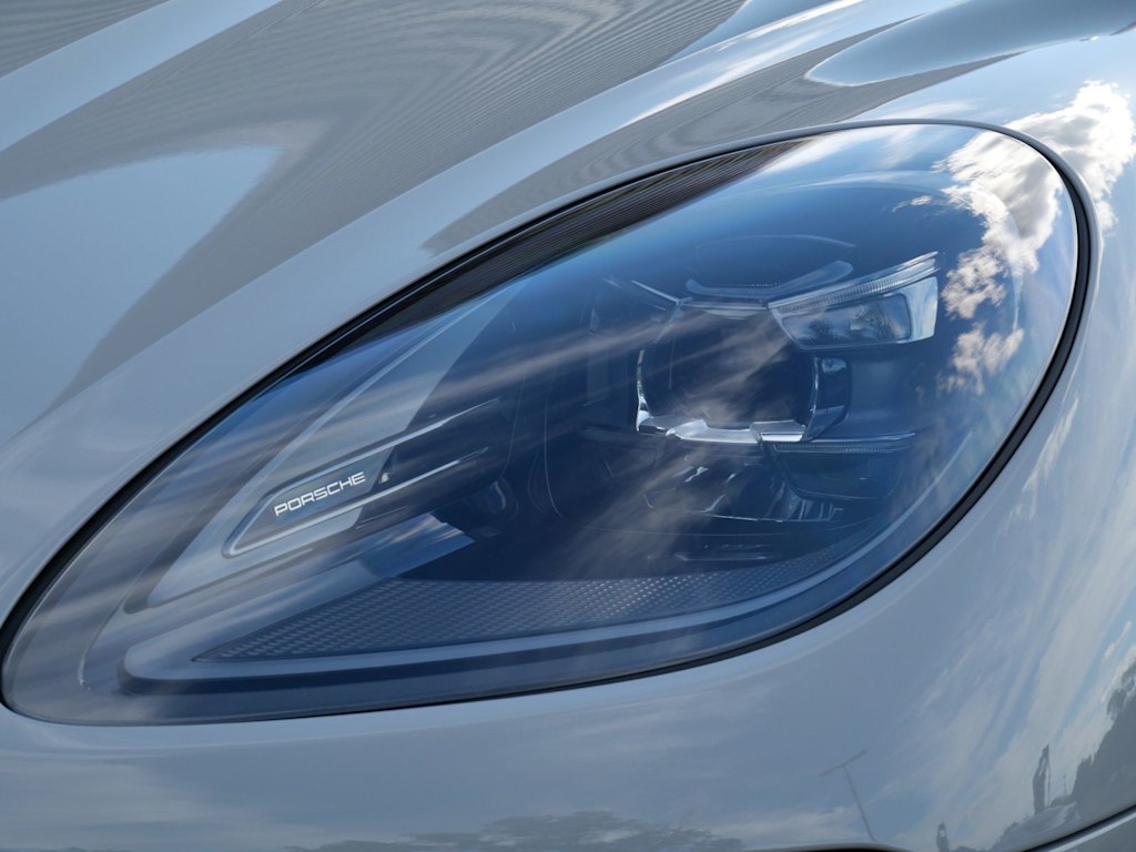 Thumbnail: 2026 Porsche Macan - 10
