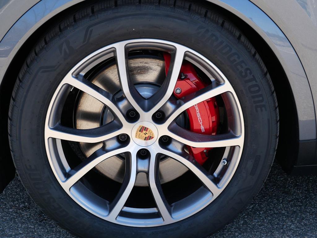 Thumbnail: 2026 Porsche Cayenne - 4