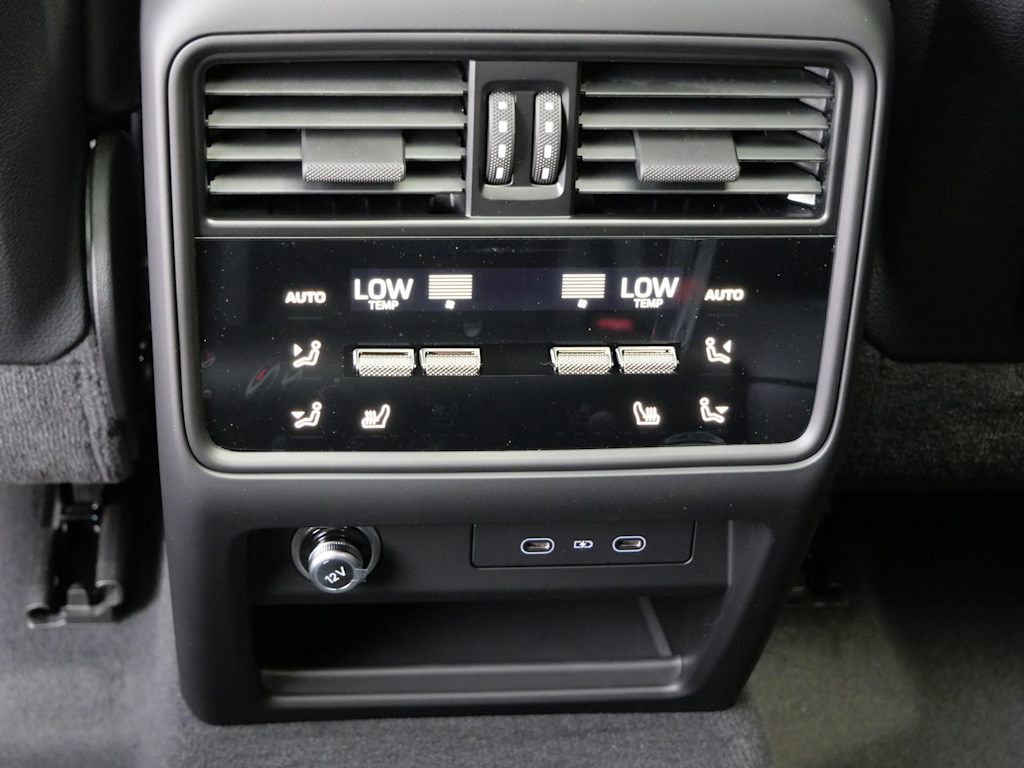 Thumbnail: 2026 Porsche Cayenne - 20