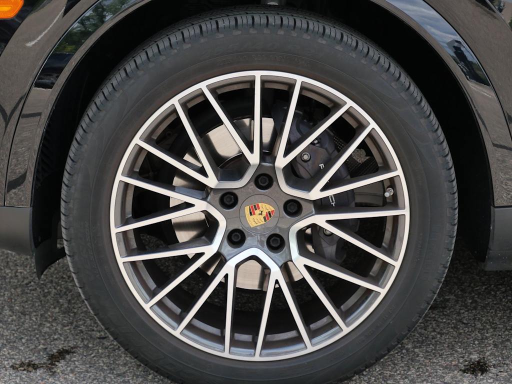Thumbnail: 2020 Porsche Cayenne - 4