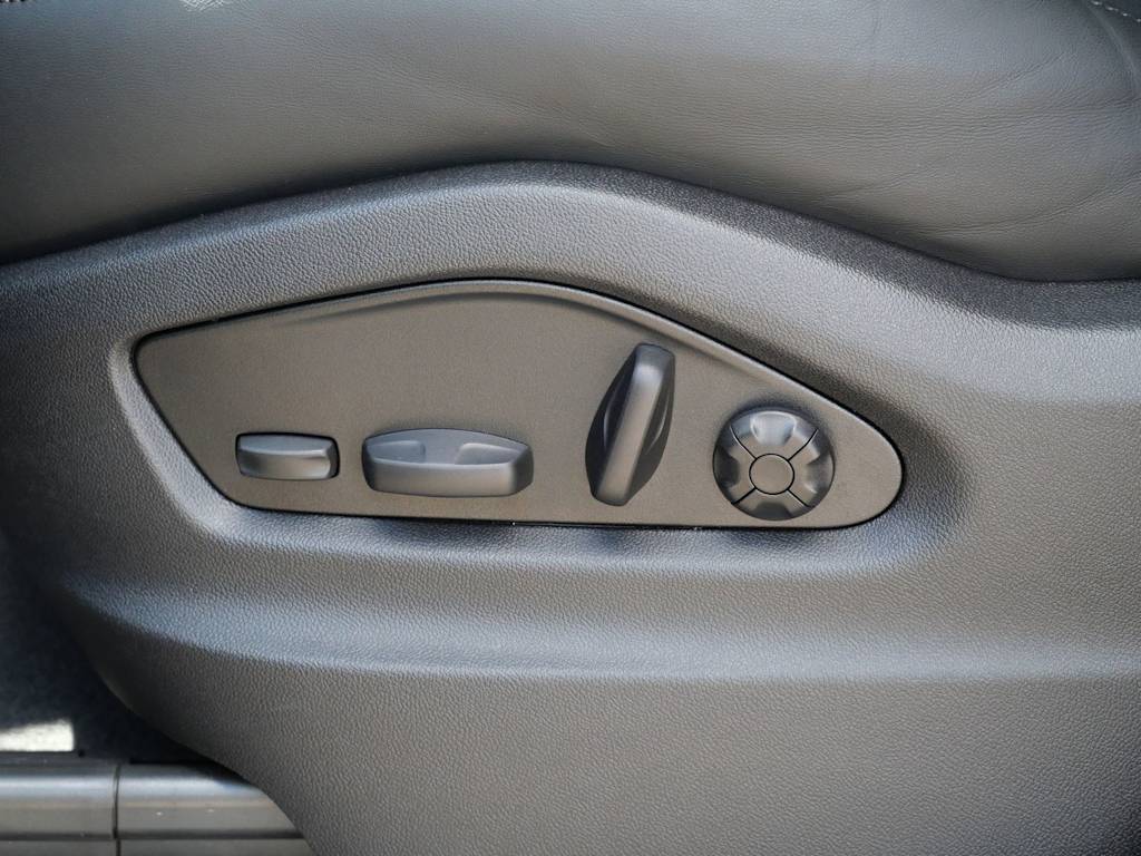 Thumbnail: 2026 Porsche Cayenne - 13